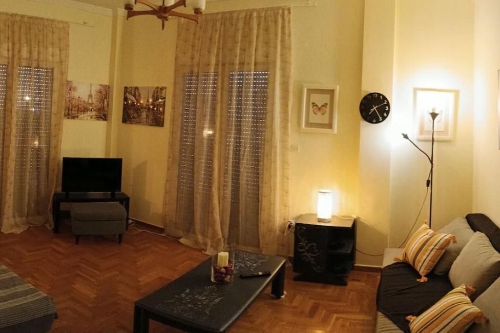 Apartamento Department Mets, Near Acropolis Atenas Exterior foto